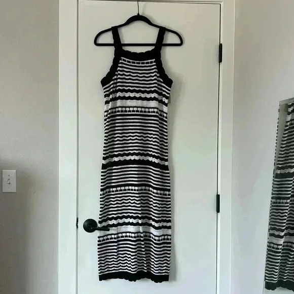 NWT Joie sweater dress size medium 50 inches long - Picture 2 of 6